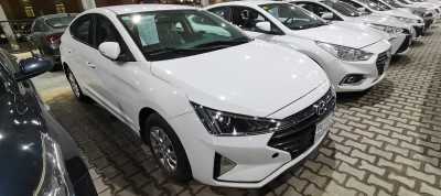 Hyundai / Elantra 2020