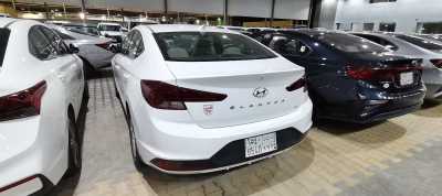 Hyundai / Elantra 2020
