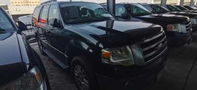  Ford / Expedition 2013
