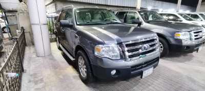  Ford / Expedition 2013 For Sale in Dammam KSA