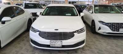  Ford / Taurus 2021