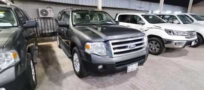  Ford / Expedition 2013