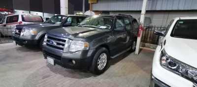  Ford / Expedition 2013