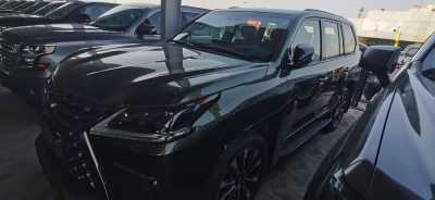  Lexus / LX 570 for Sale in Dammam