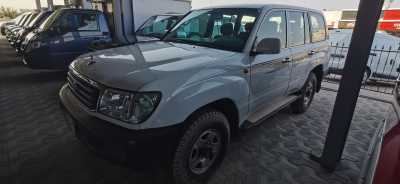  Toyota / Land Cruiser 2002 for sale in Dammam