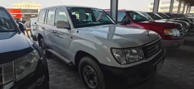 Toyota / Land Cruiser 2002 for sale in Dammam