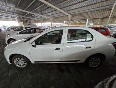  Renault / Symbol 2020 for Sale in Dammam