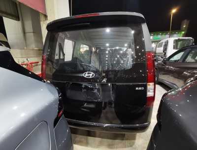  Hyundai Staria 2025 New Van Price in Saudi Arabia