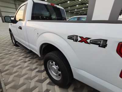  Ford / F-150 2019 4x4 for Sale in Dammam