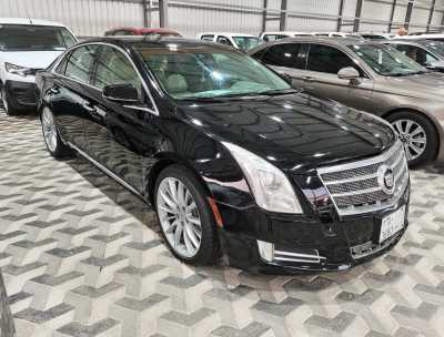  Cadillac / XT5 2013 used for Sale in Dammam