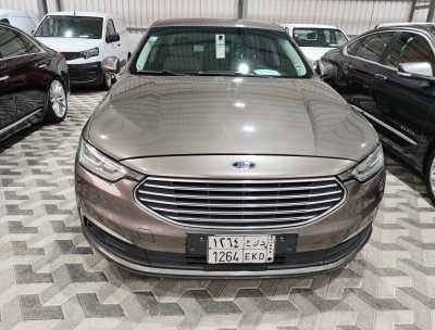  Ford / Taurus 2020 for sale in Dammam