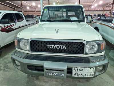  Toyota / Land Cruiser used sale in dammam