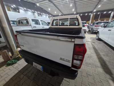  Isuzu 2.5d used car sale  in dammam
