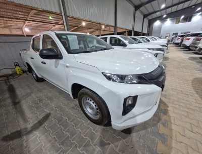  Mitsubishi pickup used car sale in dammam
