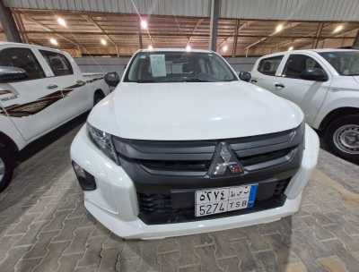  Mitsubishi pickup used car sale in dammam