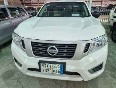  Nissan / Navara
