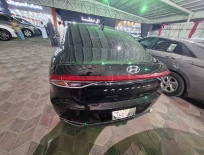  Hyundai / Azera used for sale in dammam