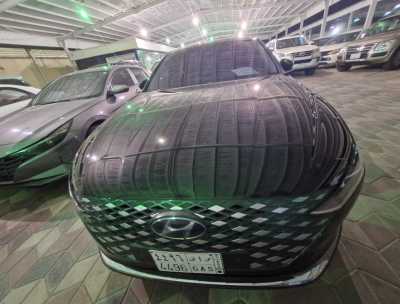  Hyundai / Azera used for sale in dammam