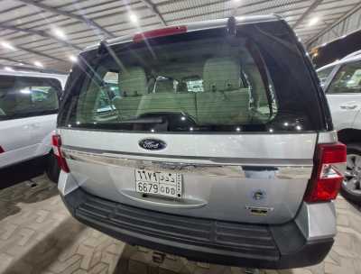  Ford / Expedition