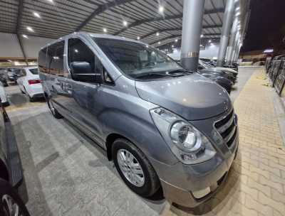  Hyundai / H-1