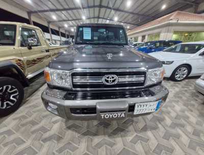  Toyota / Land Cruiser used sale in dammam