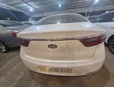  Kia / Cadenza used car sale in dammam