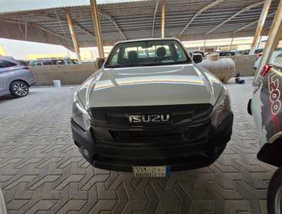 Isuzu single cab used car sale in dammam, ksa