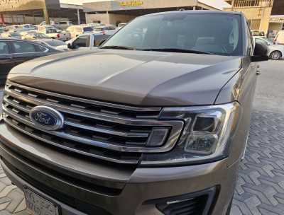  Ford / Expedition used car sale in dammam