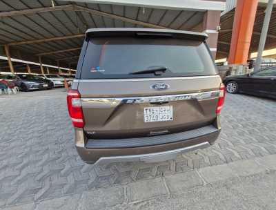  Ford / Expedition used car sale in dammam