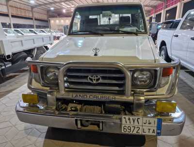 Toyota / Land Cruiser used pickup for sale in ksa