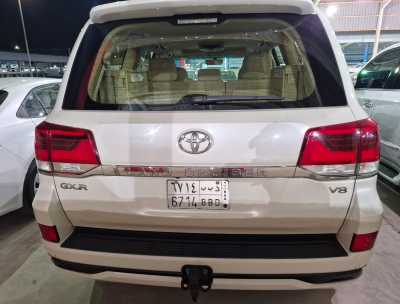  Toyota / Land Cruiser gxr used car sale in dammam