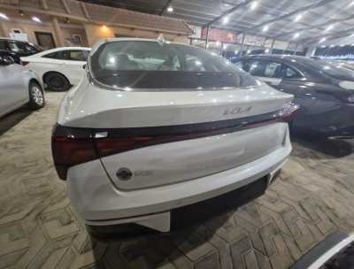  Kia / K5 new car for sale in dammam ksa