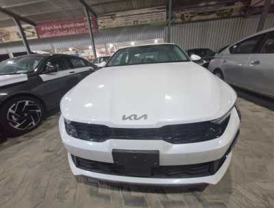  Kia / K5 new car for sale in dammam ksa