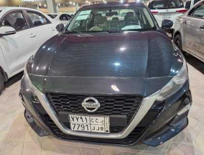 Nissan / Altima used car for sale in dammam