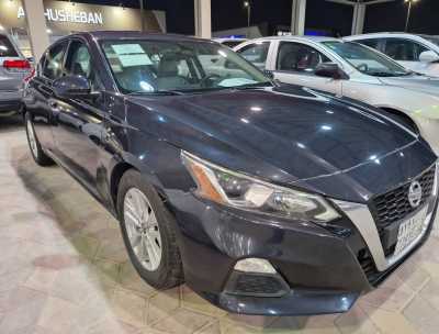  Nissan / Altima used car for sale in dammam
