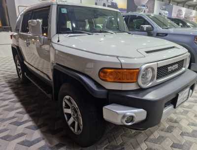  Toyota / FJ Cruiser used car sale in dammam ksa