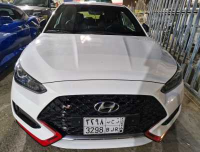  Hyundai / Veloster
