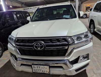  Toyota / Land Cruiser gxr used car sale in dammam