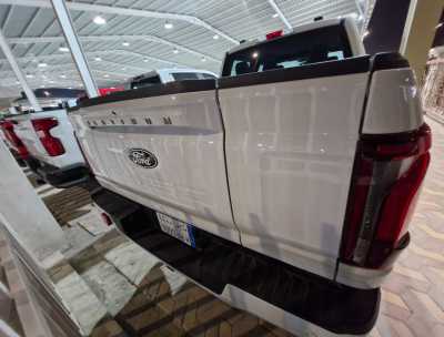  Ford platinum used car sale in dammam