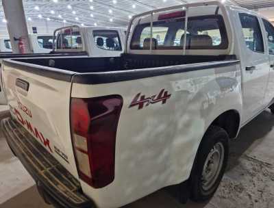  Isuzu / D-Max double cabin used sale in dammam