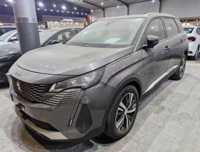  Peugeot / 5008 brad new car for sale in dammam 