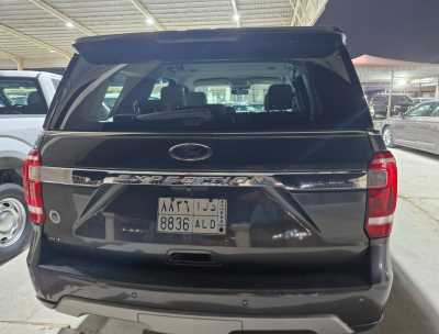 Ford / Expedition used car for sale in dammam ksa