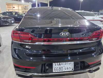  Kia / Cadenza used car sale in dammam