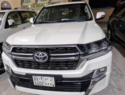  Toyota / Land Cruiser gxr used car sale in dammam