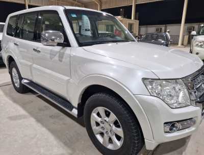 Mitsubishi / Pajero used car sale in ksa dammam