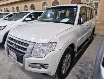  Mitsubishi / Pajero used car for sale in dammam