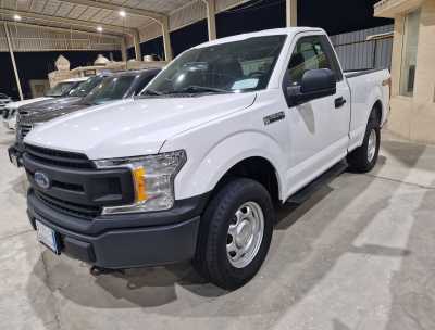  Ford / F-150 used car for sale in dammam