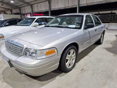  Ford / Crown Victoria used car sale in dammam ksa