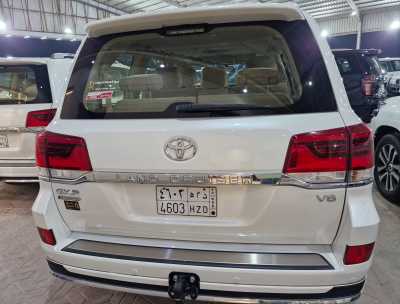 Toyota / Land Cruiser gxr used car sale in dammam