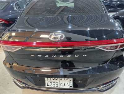  Hyundai / Azera used for sale in dammam